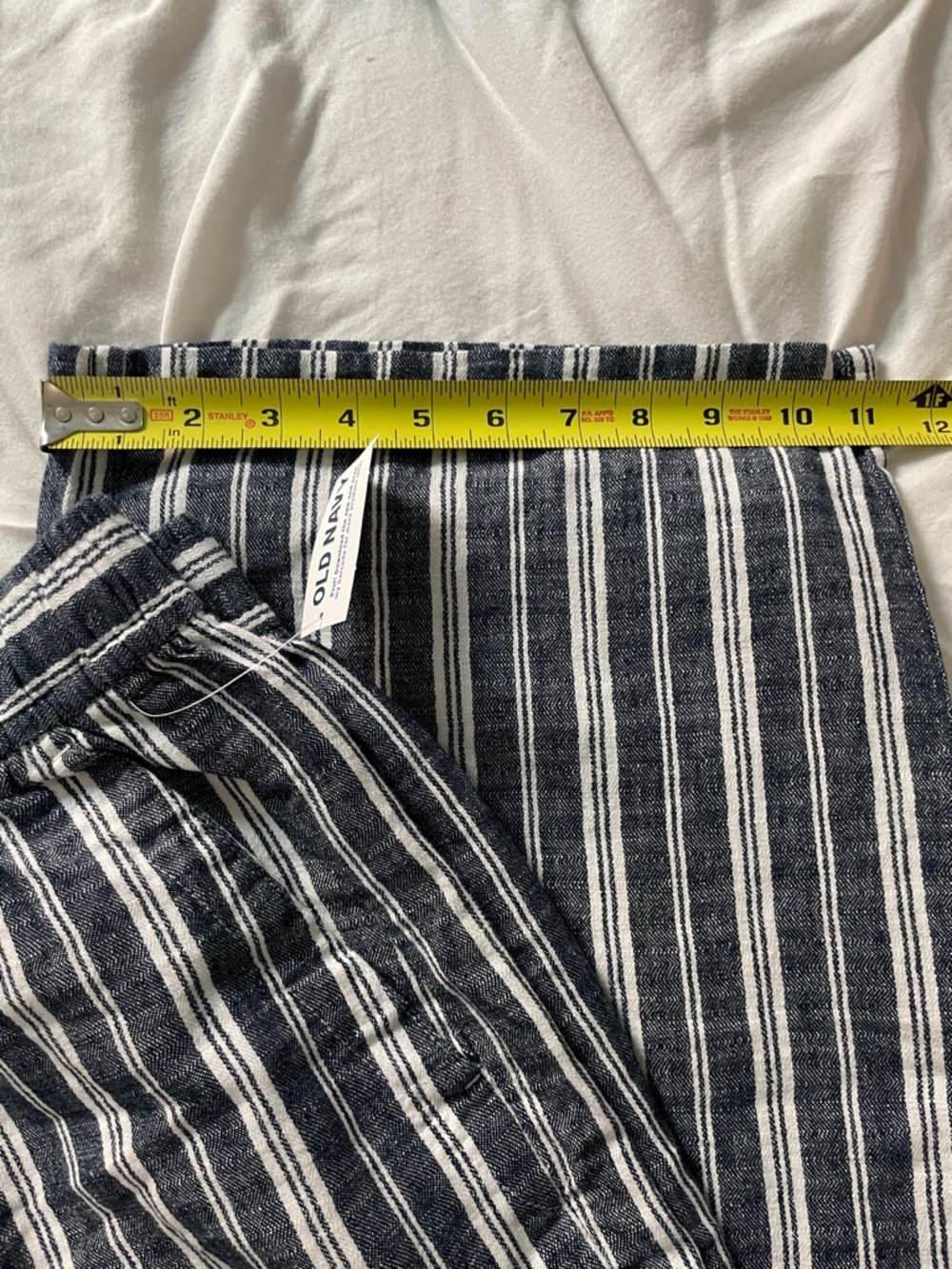 NWT Old Navy Navy and White Vertical-Stripe Wide Leg Linen-Blend Pull On Pants - Picture 7 of 9